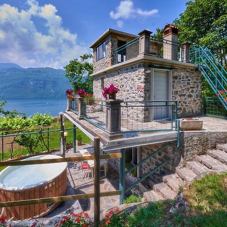 La Casetta Nel Bosco - Hot Tube And Sauna Lierna Εξωτερικό φωτογραφία