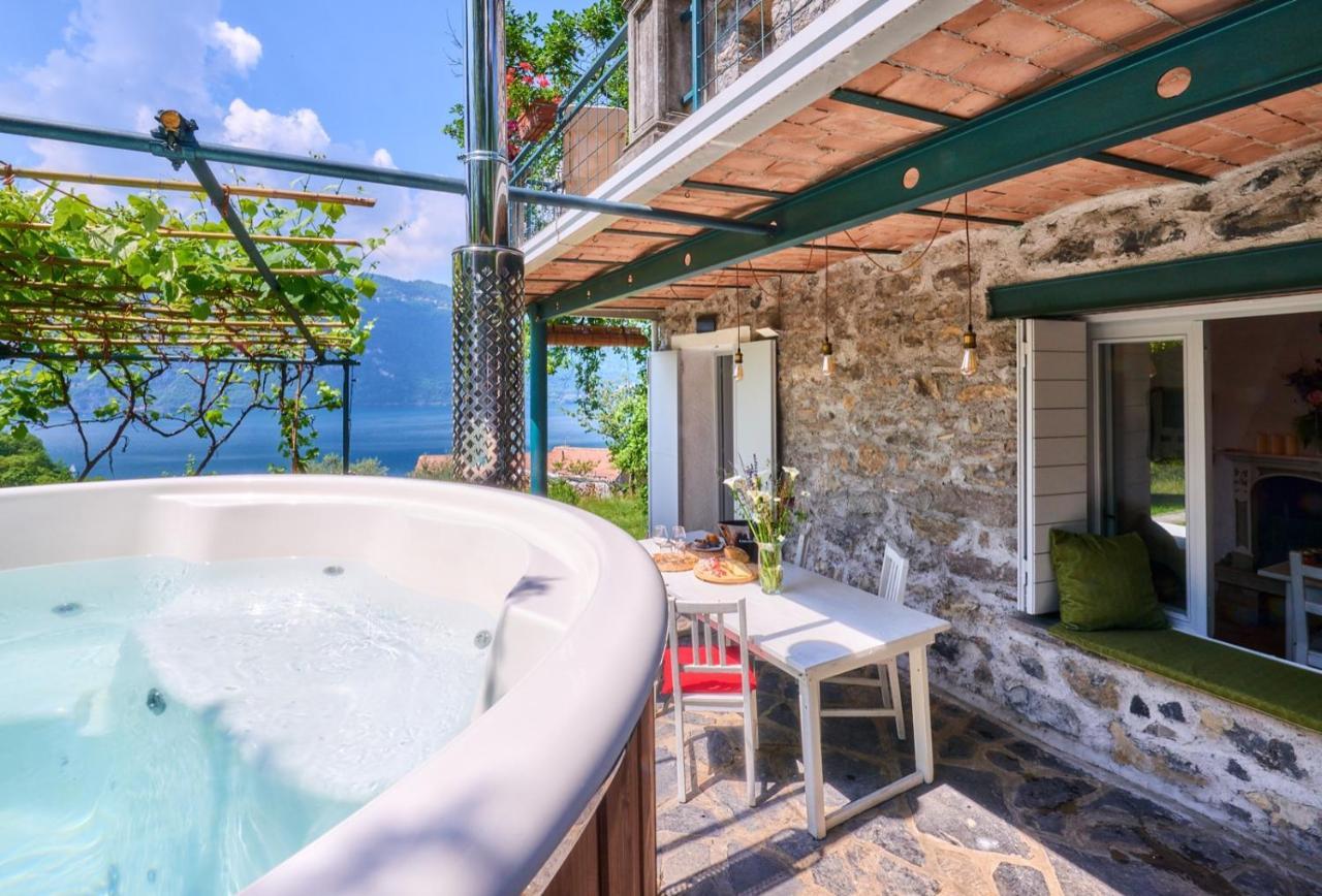 La Casetta Nel Bosco - Hot Tube And Sauna Lierna Εξωτερικό φωτογραφία
