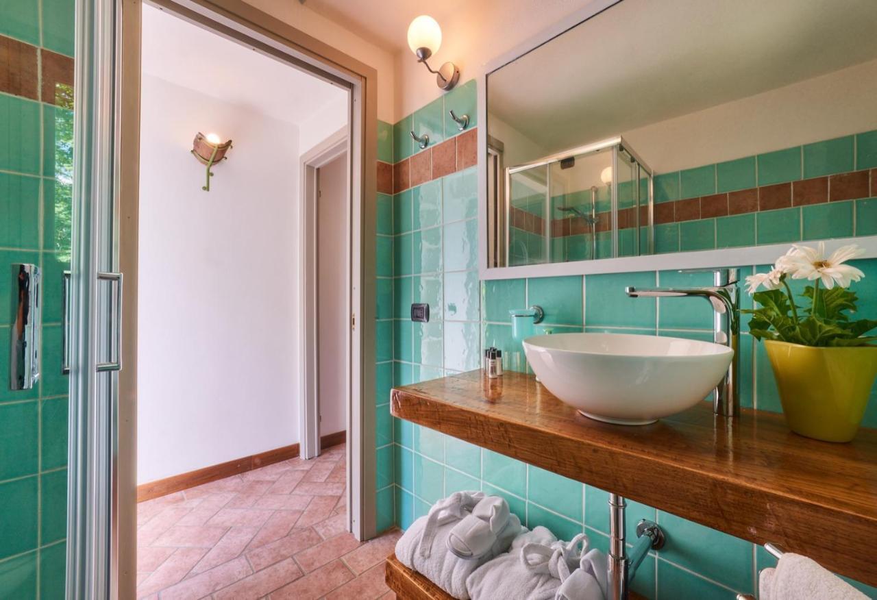 La Casetta Nel Bosco - Hot Tube And Sauna Lierna Εξωτερικό φωτογραφία